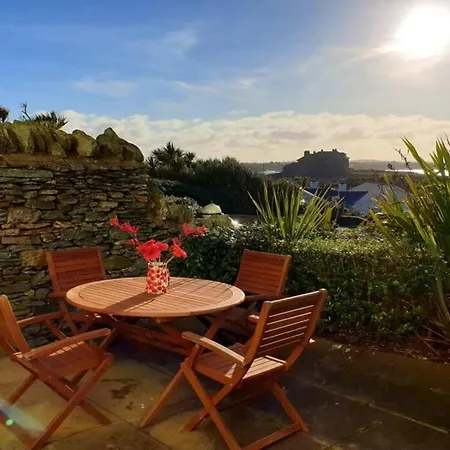 24 Cliff Apartment-3 Bed-Ground Floor-Sea Views Trearddur Exterior photo