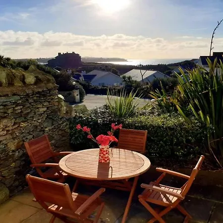 24 Cliff Apartment-3 Bed-Ground Floor-Sea Views Trearddur Exterior photo