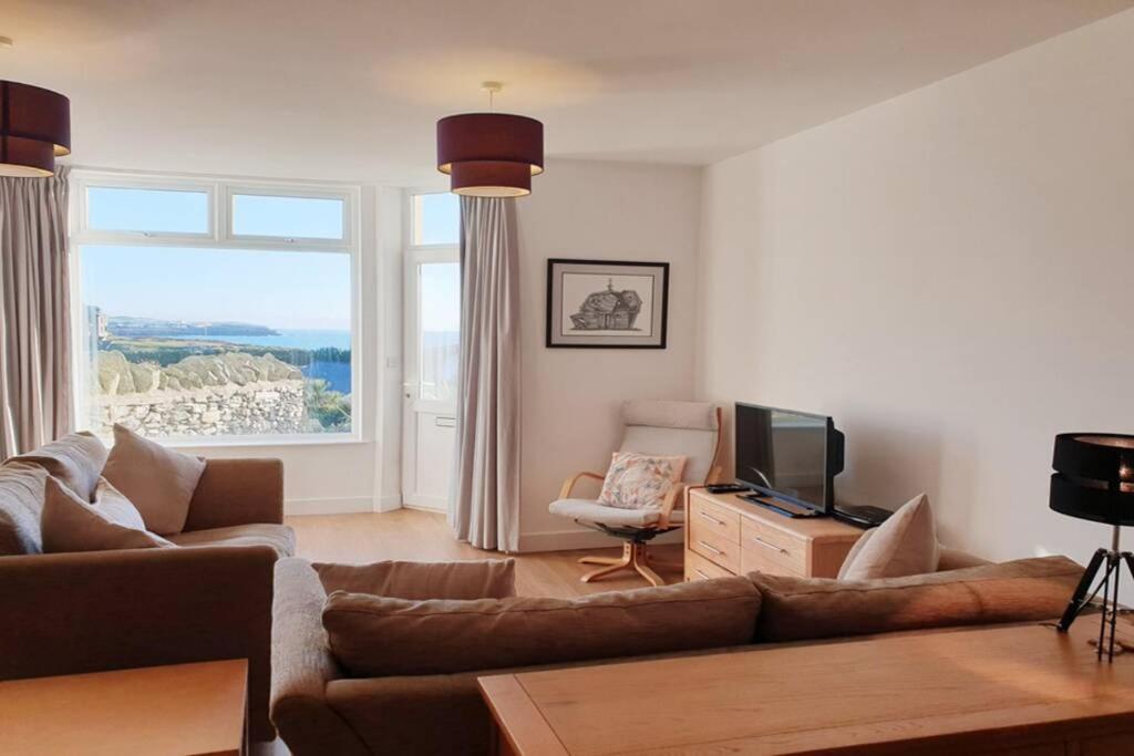 Ferienhaus 24 Cliff Apartment-3 Bed-ground Floor-sea Views