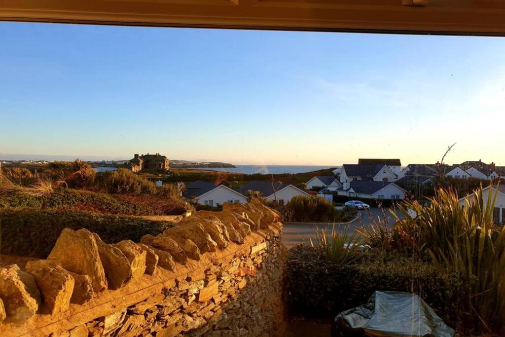 24 Cliff Apartment-3 Bed-ground Floor-sea Views Ferienhaus *