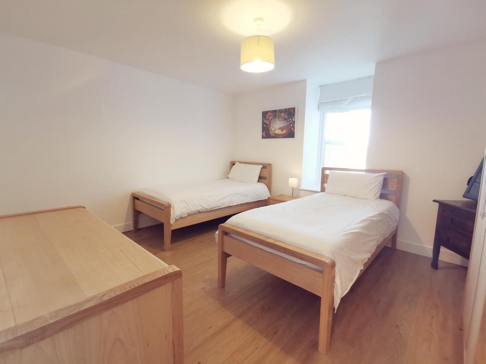 24 Cliff Apartment-3 Bed-ground Floor-sea Views Ferienhaus Trearddur